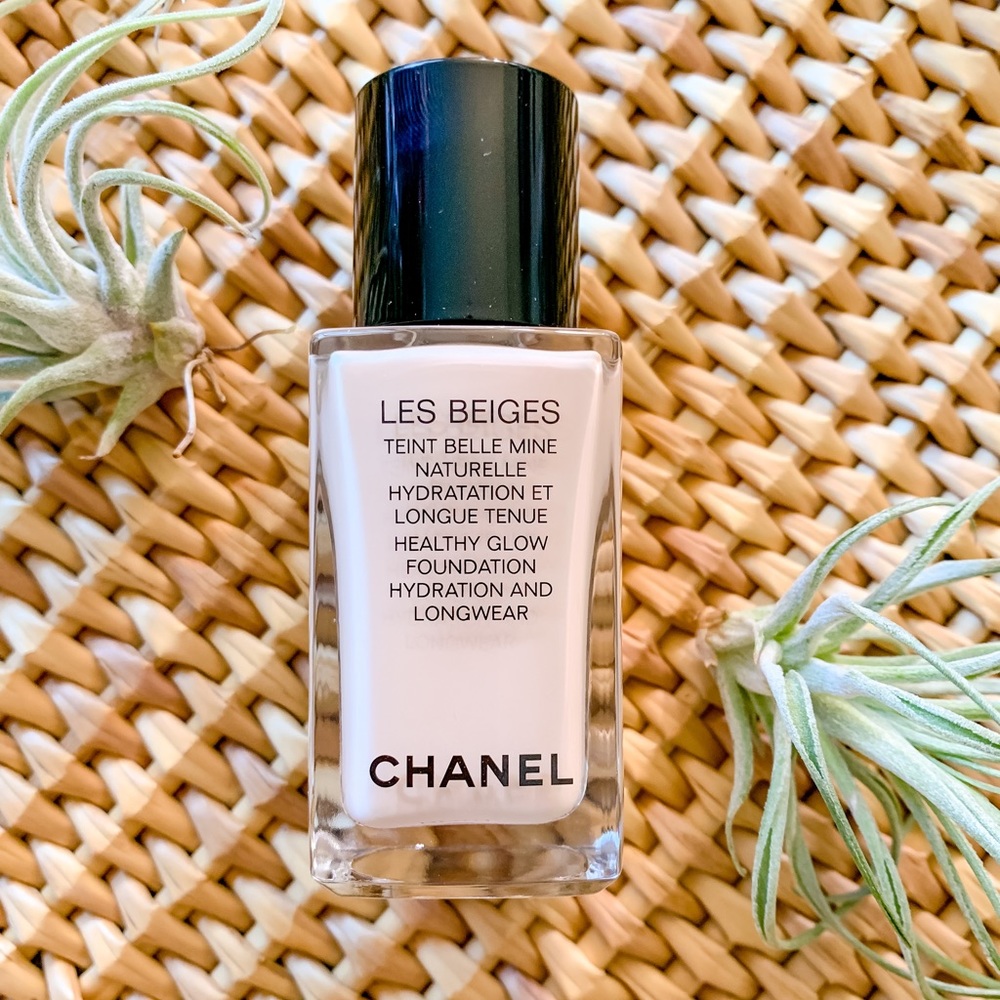 NIB CHANEL Les Beiges Healthy Glow Foundation - BD01